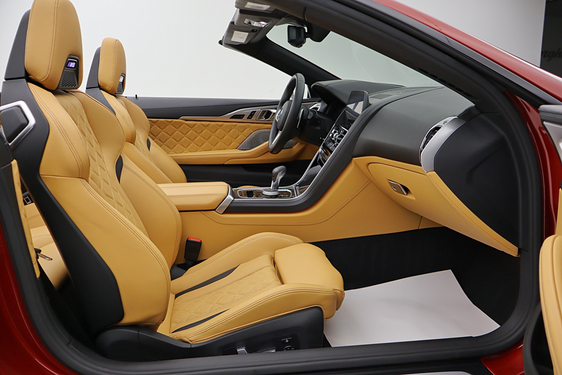 2020 BMW M8 Convertible Base - Photo 34