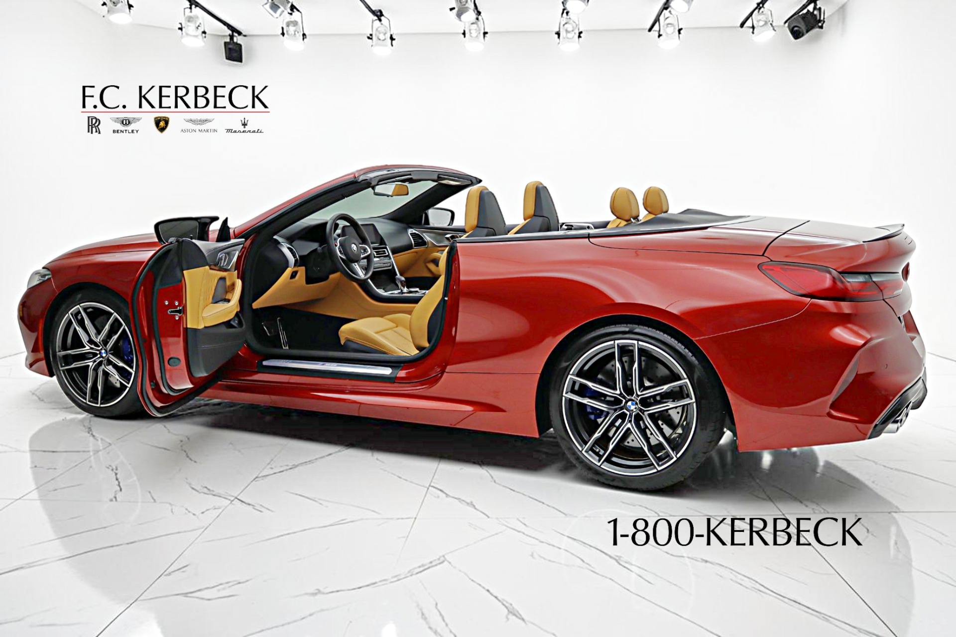 2020 BMW M8 Convertible Base - Photo 7