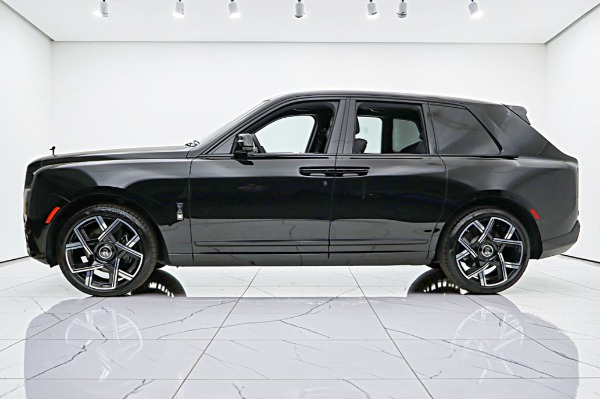 New 2027 Rolls-Royce Black Badge Cullinan for sale $560,150 at Bentley Palmyra N.J. in Palmyra NJ 08065 4