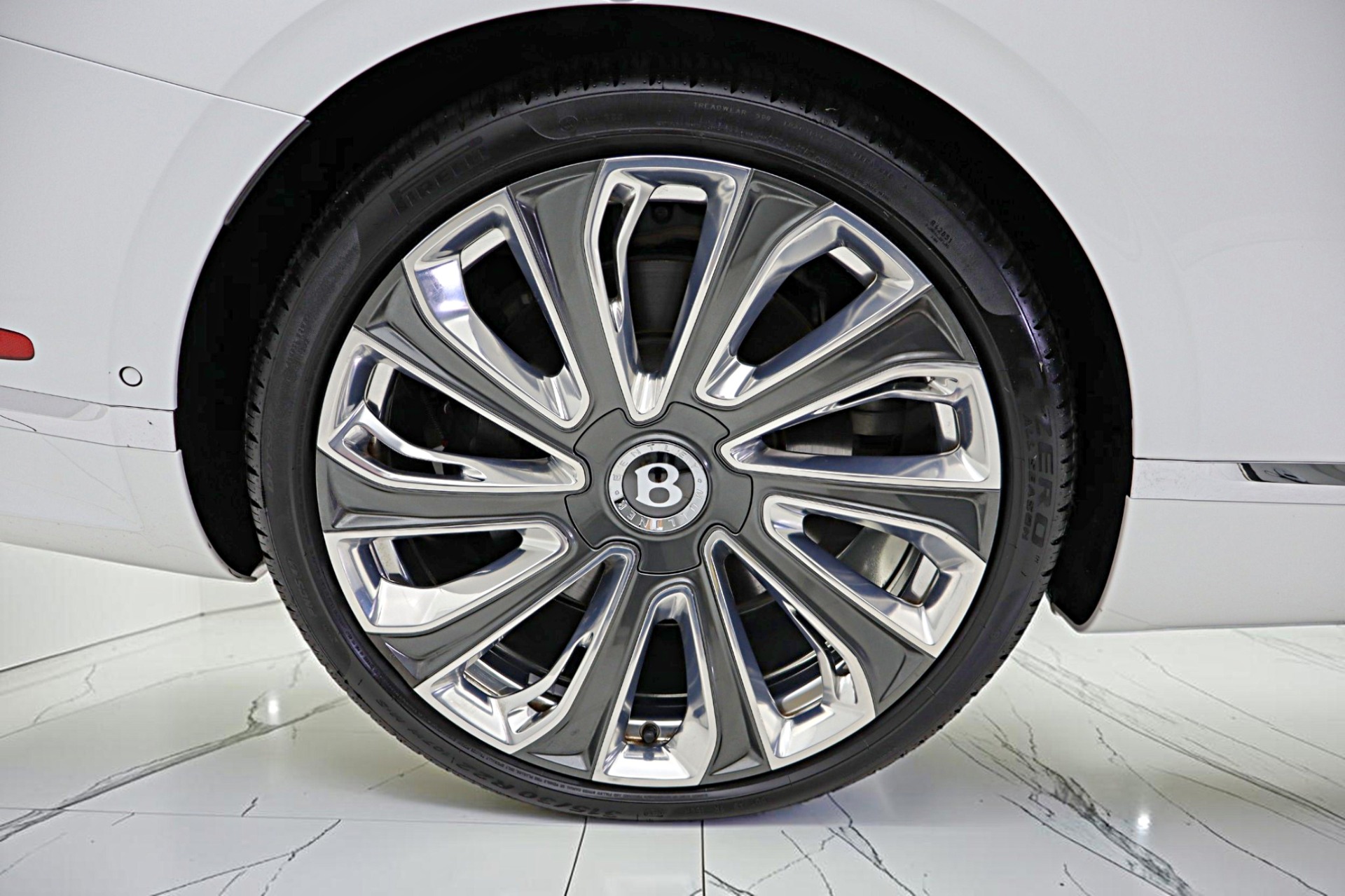 2022 Bentley Continental GT Mulliner - Photo 52