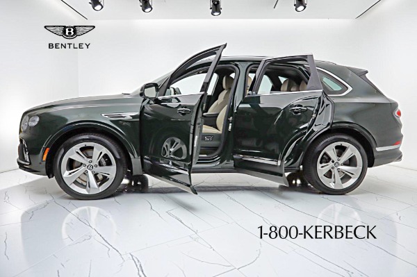 Used 2023 Bentley Bentayga Azure V8 for sale $175,000 at Bentley Palmyra N.J. in Palmyra NJ 08065 4