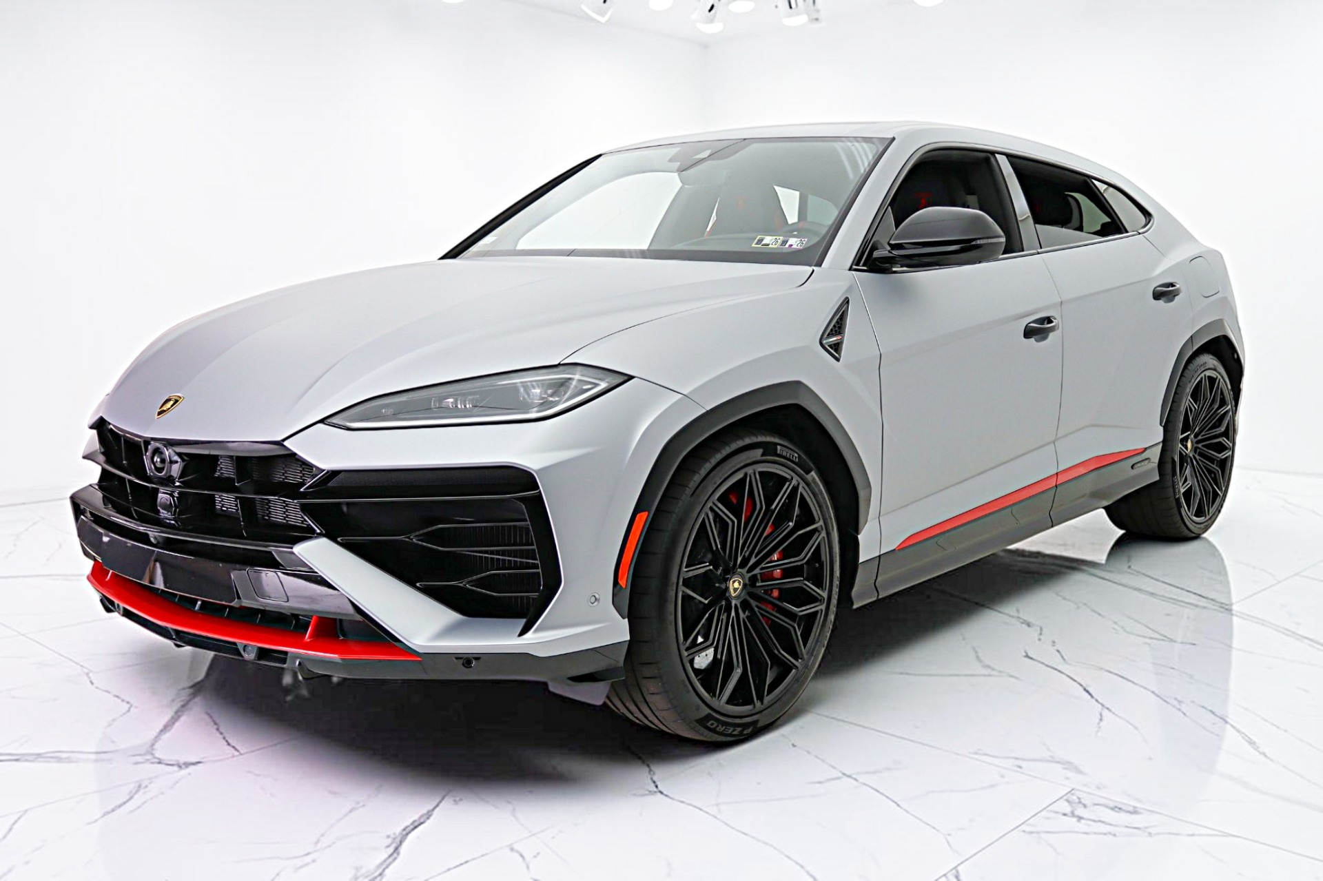 Used 2025 Lamborghini Urus SE/LEASE OPTIONS AVAILABLE for sale $305,000 at Bentley Palmyra N.J. in Palmyra NJ 08065 2