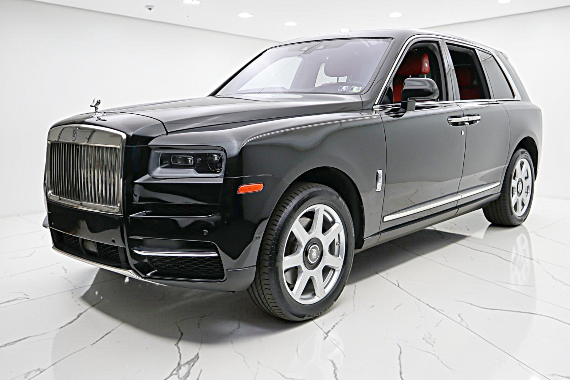 Used 2019 Rolls-Royce Cullinan for sale $189,000 at Bentley Palmyra N.J. in Palmyra NJ 08065 2
