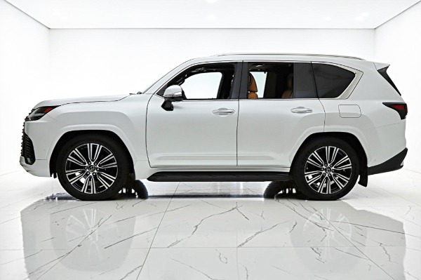 Used 2025 Lexus LX 700h Luxury for sale $112,000 at Bentley Palmyra N.J. in Palmyra NJ 08065 3