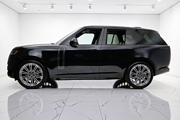 Used 2025 Land Rover Range Rover P400 SE SWB for sale $103,000 at Bentley Palmyra N.J. in Palmyra NJ 08065 3