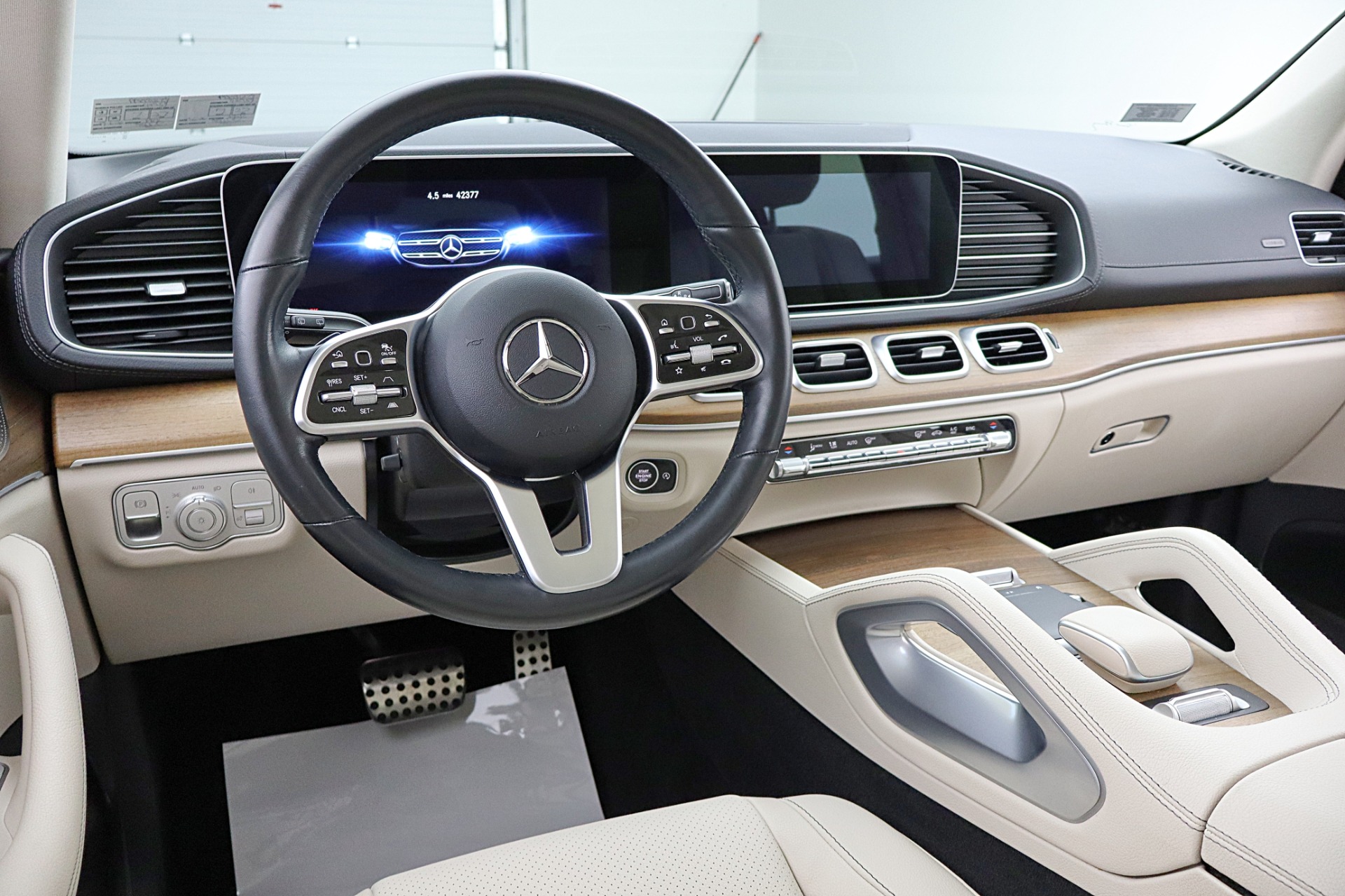 2023 Mercedes-Benz GLS GLS450 - Photo 20