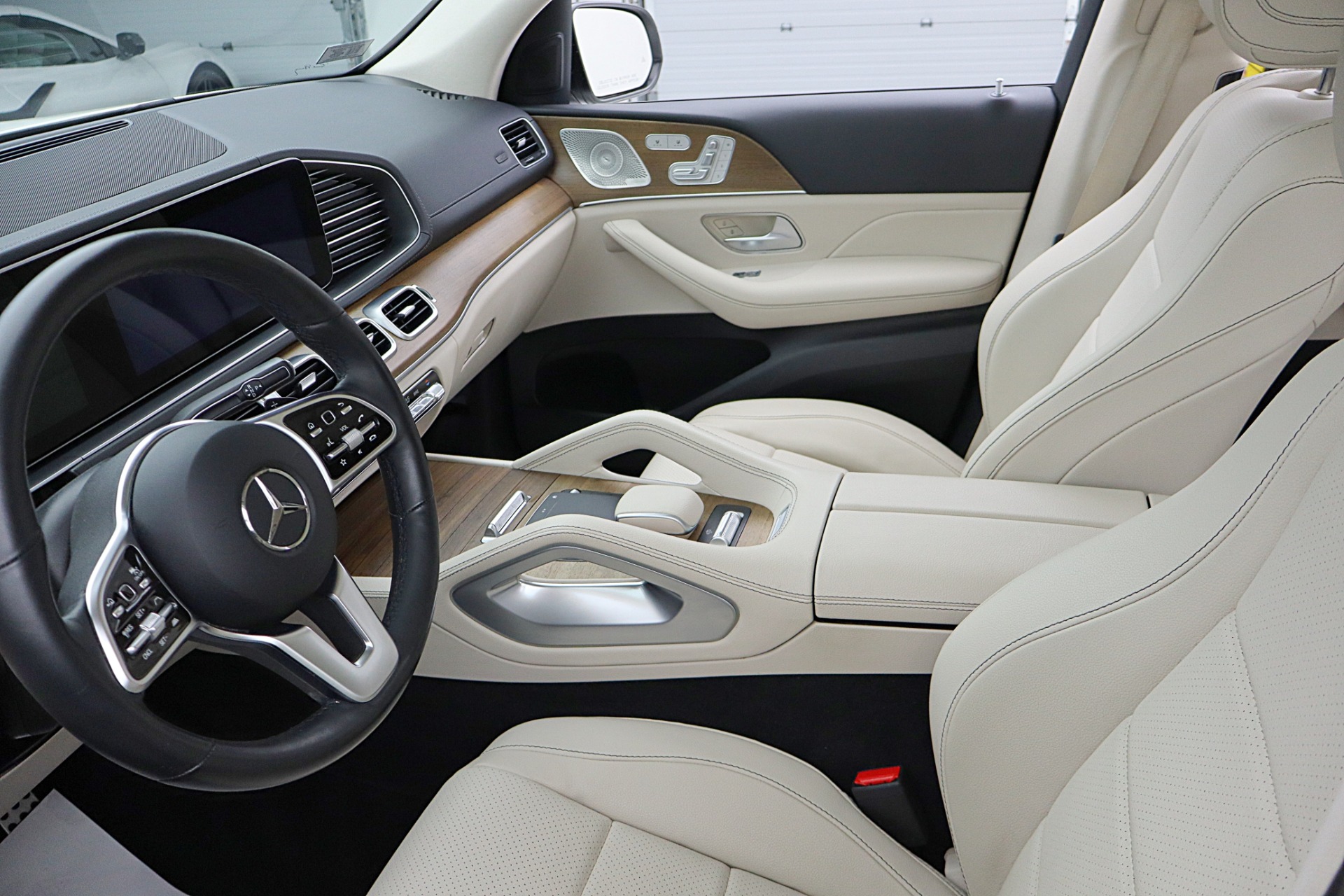 2023 Mercedes-Benz GLS GLS450 - Photo 24