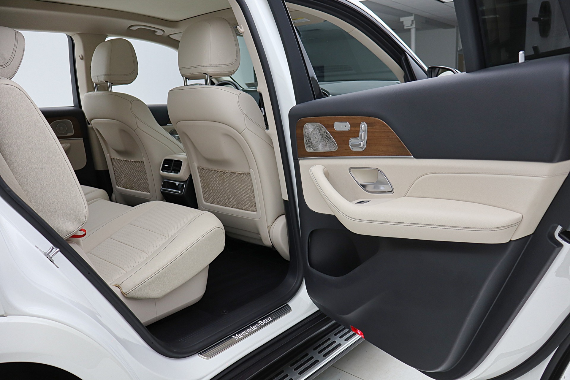 2023 Mercedes-Benz GLS GLS450 - Photo 34