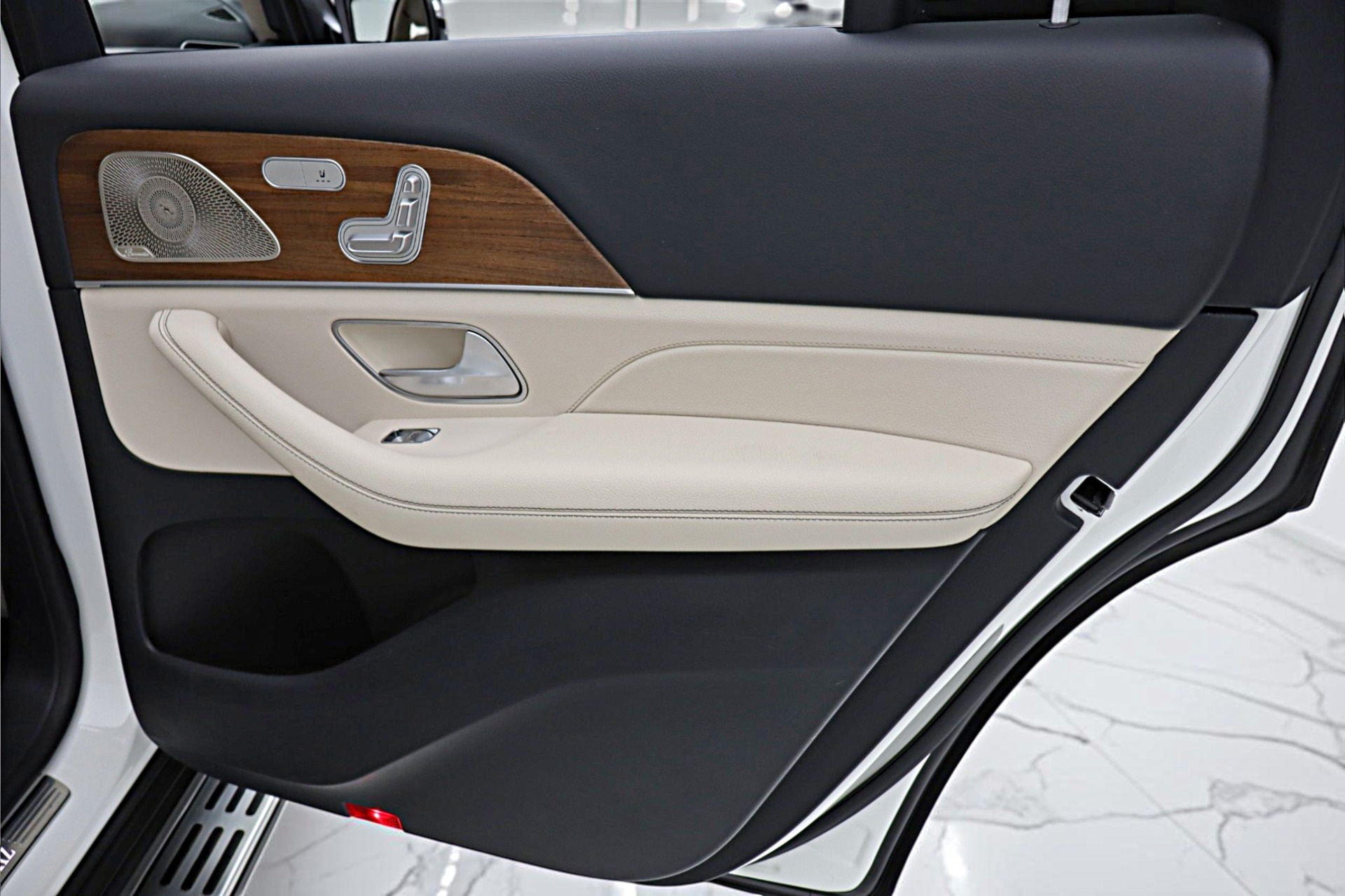 2023 Mercedes-Benz GLS GLS450 - Photo 42