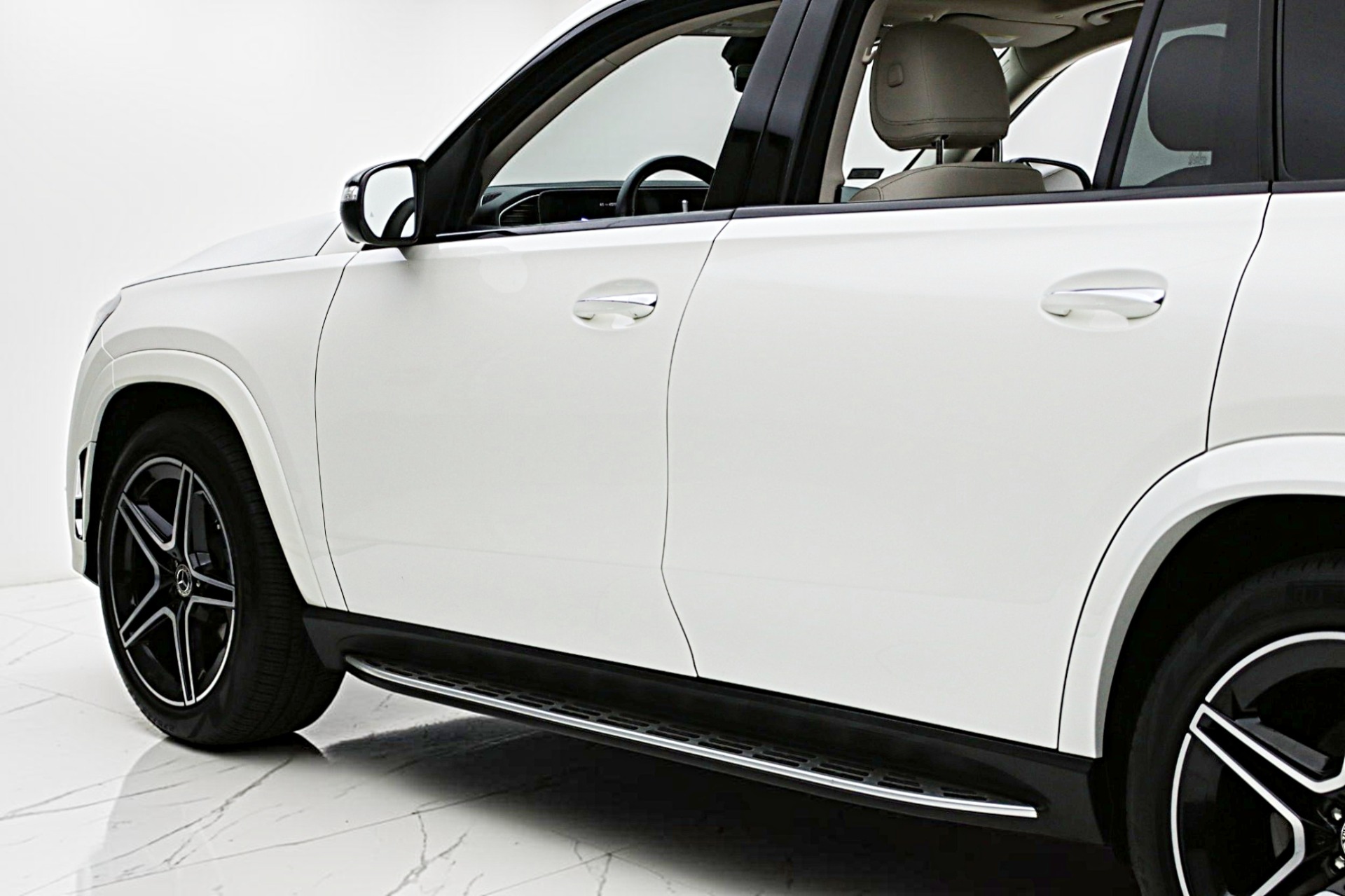 2023 Mercedes-Benz GLS GLS450 - Photo 7