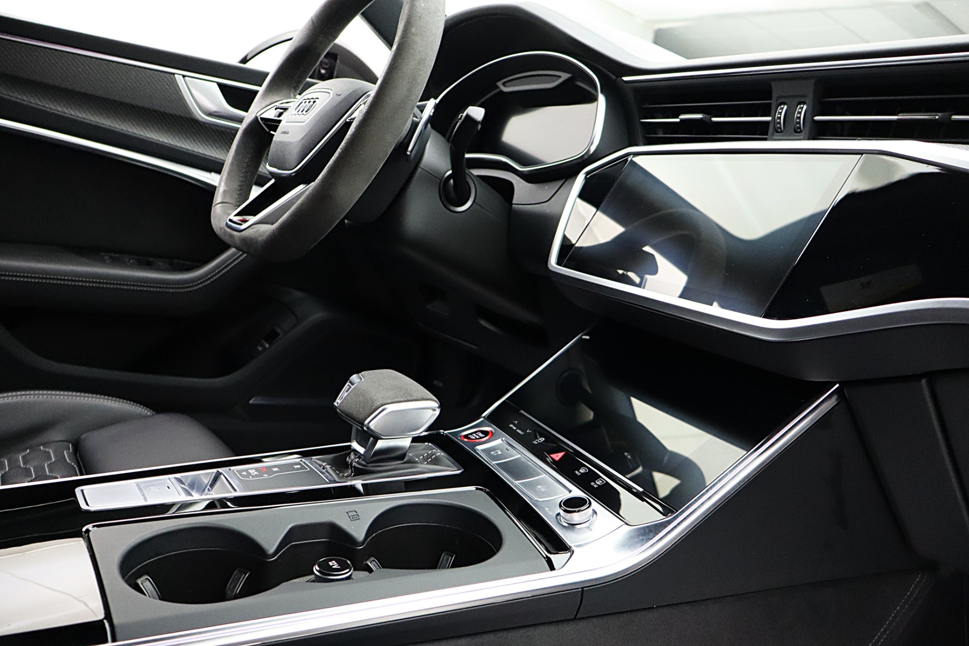 2022 Audi RS 7 Base - Photo 22