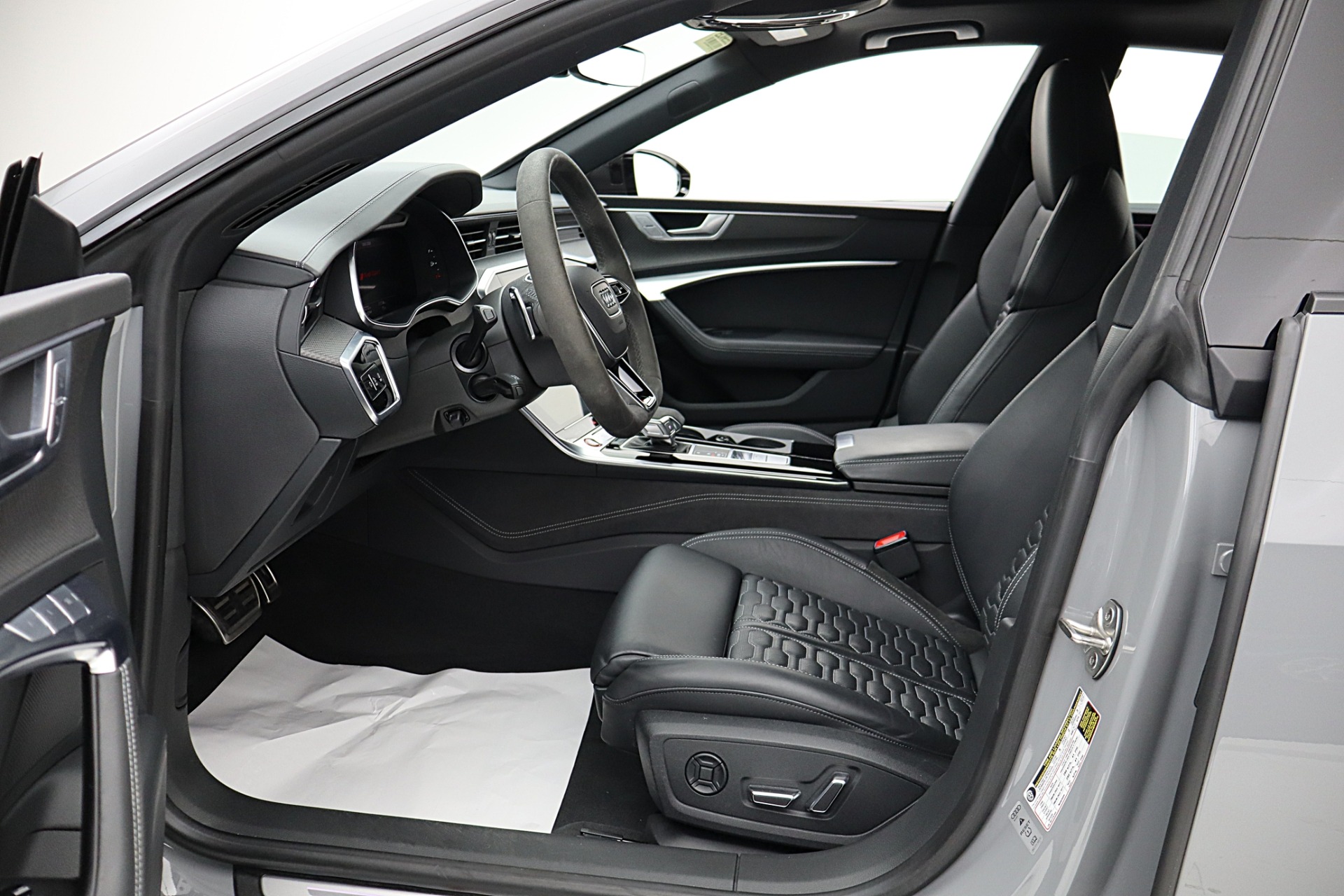 2022 Audi RS 7 Base - Photo 32
