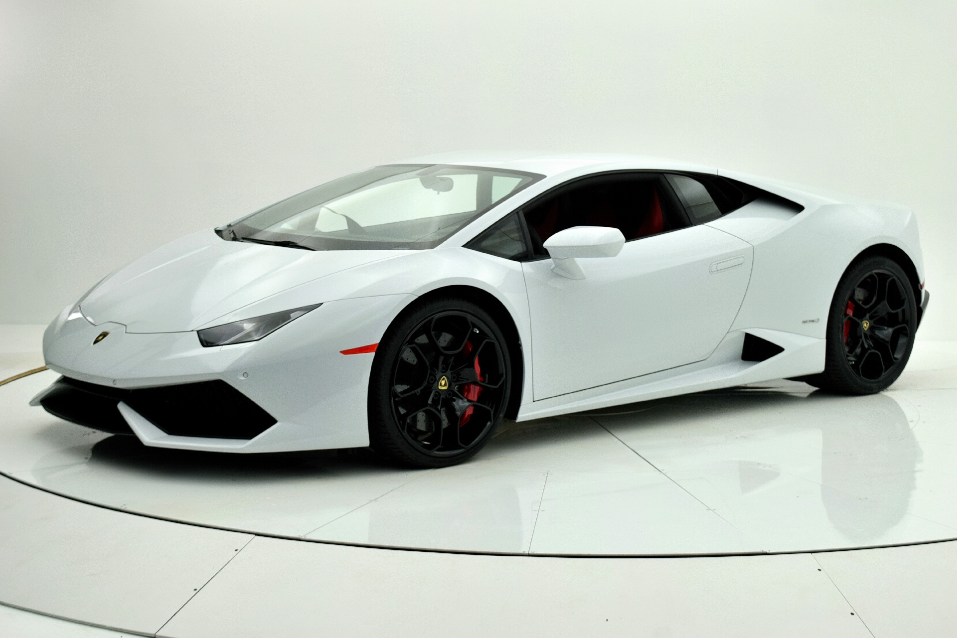 Used 2016 Lamborghini Huracan LP 610-4 for sale Sold at Bentley Palmyra N.J. in Palmyra NJ 08065 2