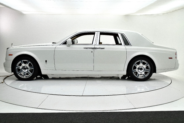 Used 2010 Rolls-Royce Phantom for sale Sold at Bentley Palmyra N.J. in Palmyra NJ 08065 3