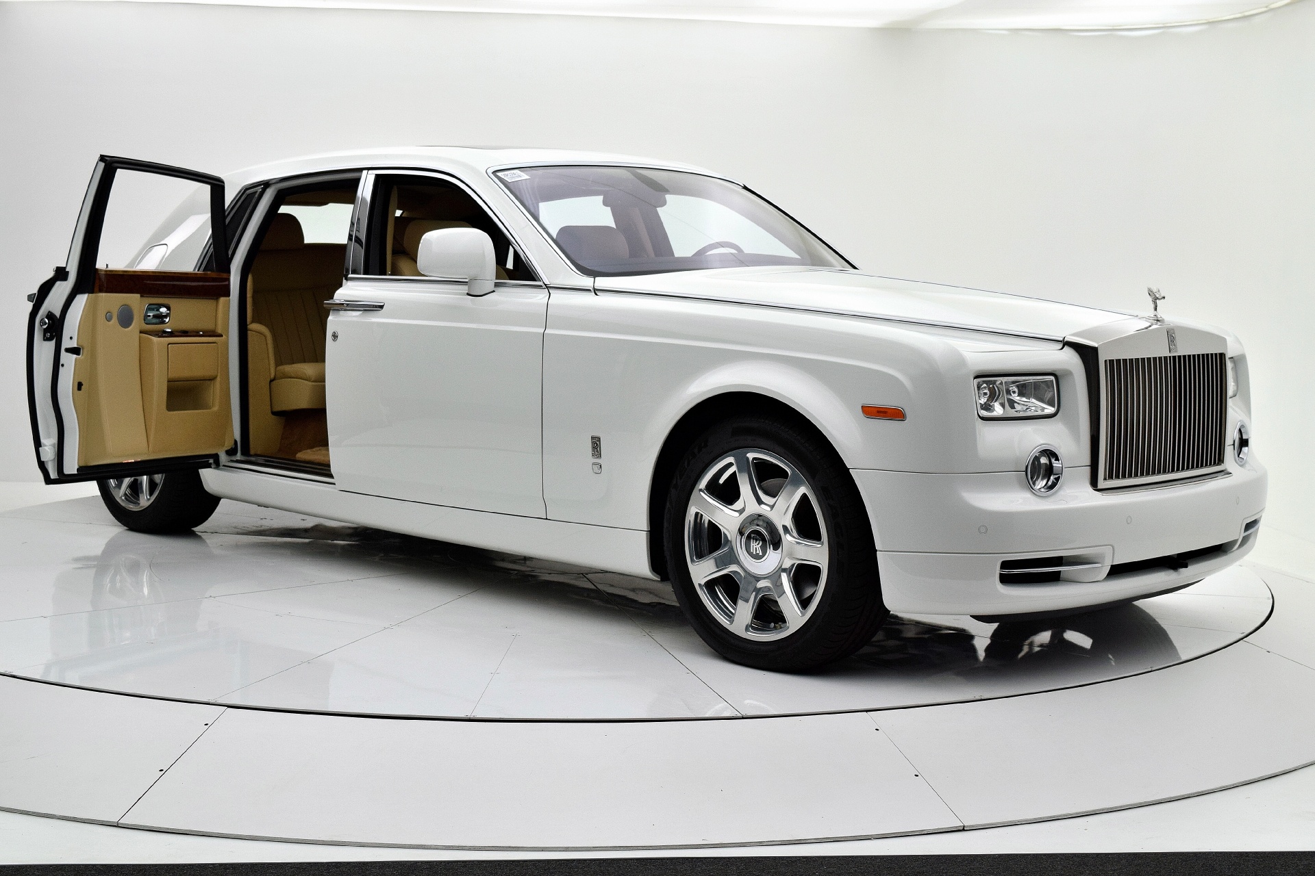 used-2010-rolls-royce-phantom-for-sale-139-880-bentley-palmyra-n-j