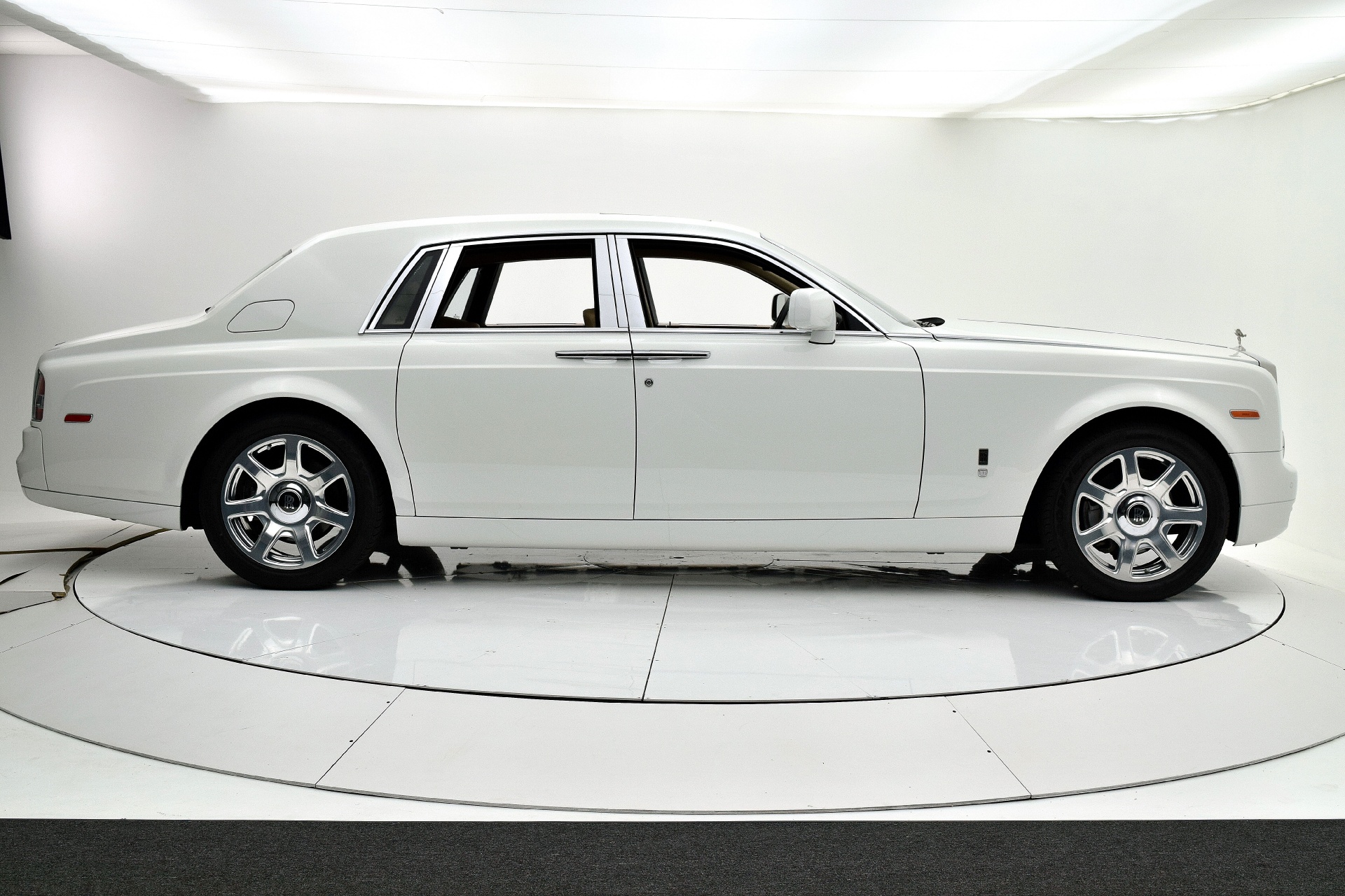 used-2010-rolls-royce-phantom-for-sale-139-880-bentley-palmyra-n-j