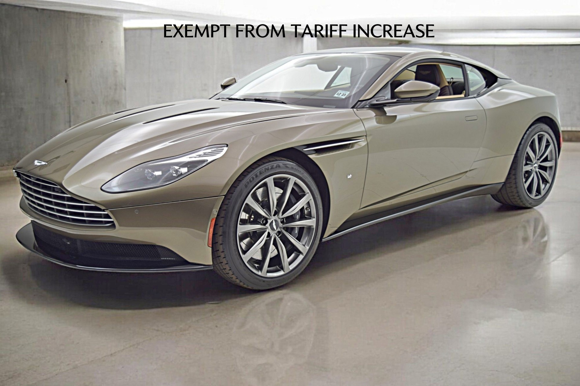 Used 2018 Aston Martin DB11 V12 Coupe for sale Sold at Bentley Palmyra N.J. in Palmyra NJ 08065 2
