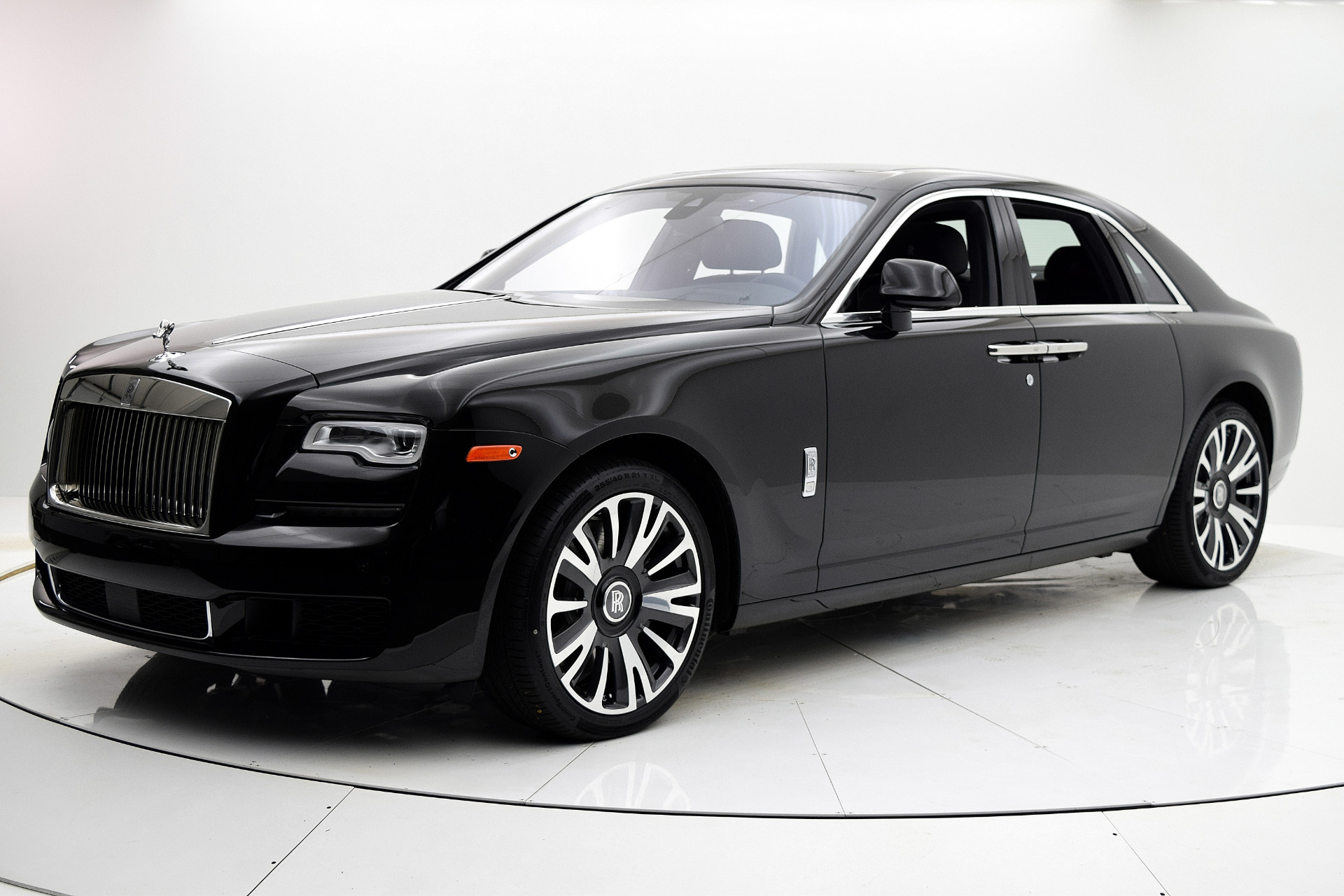 2018 Rolls-Royce Ghost Price, Value, Ratings & Reviews